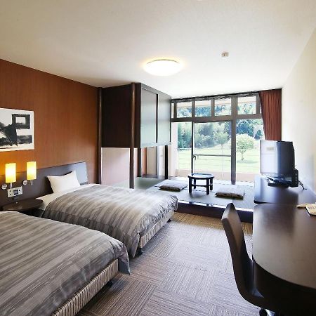 Route Inn Grantia Fukuoka Miyawaka - Wakita Onsen Buitenkant foto