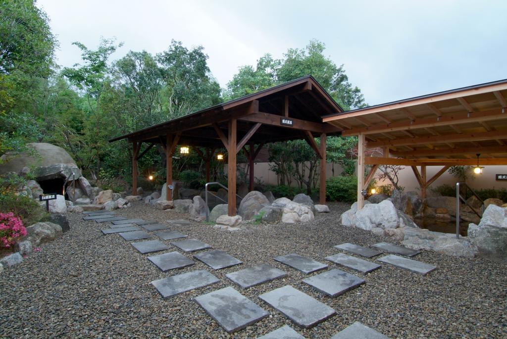 Route Inn Grantia Fukuoka Miyawaka - Wakita Onsen Buitenkant foto