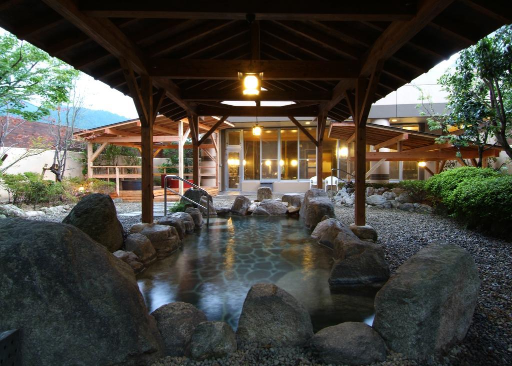 Route Inn Grantia Fukuoka Miyawaka - Wakita Onsen Buitenkant foto